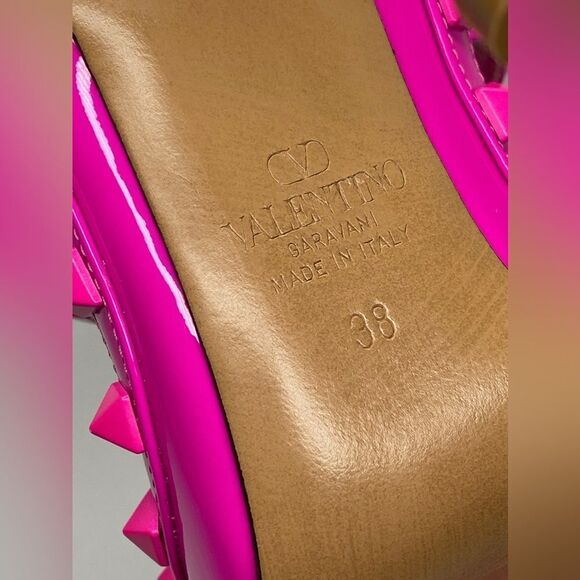 Valentino Garavani Rockstud Ankle Strap Patent-Leather Pumps size 38 - Picture 13 of 13